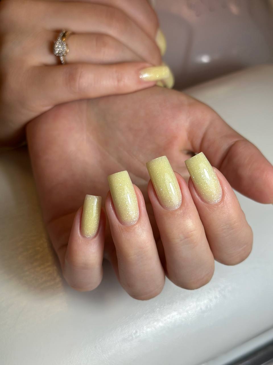 Nails Club — prace